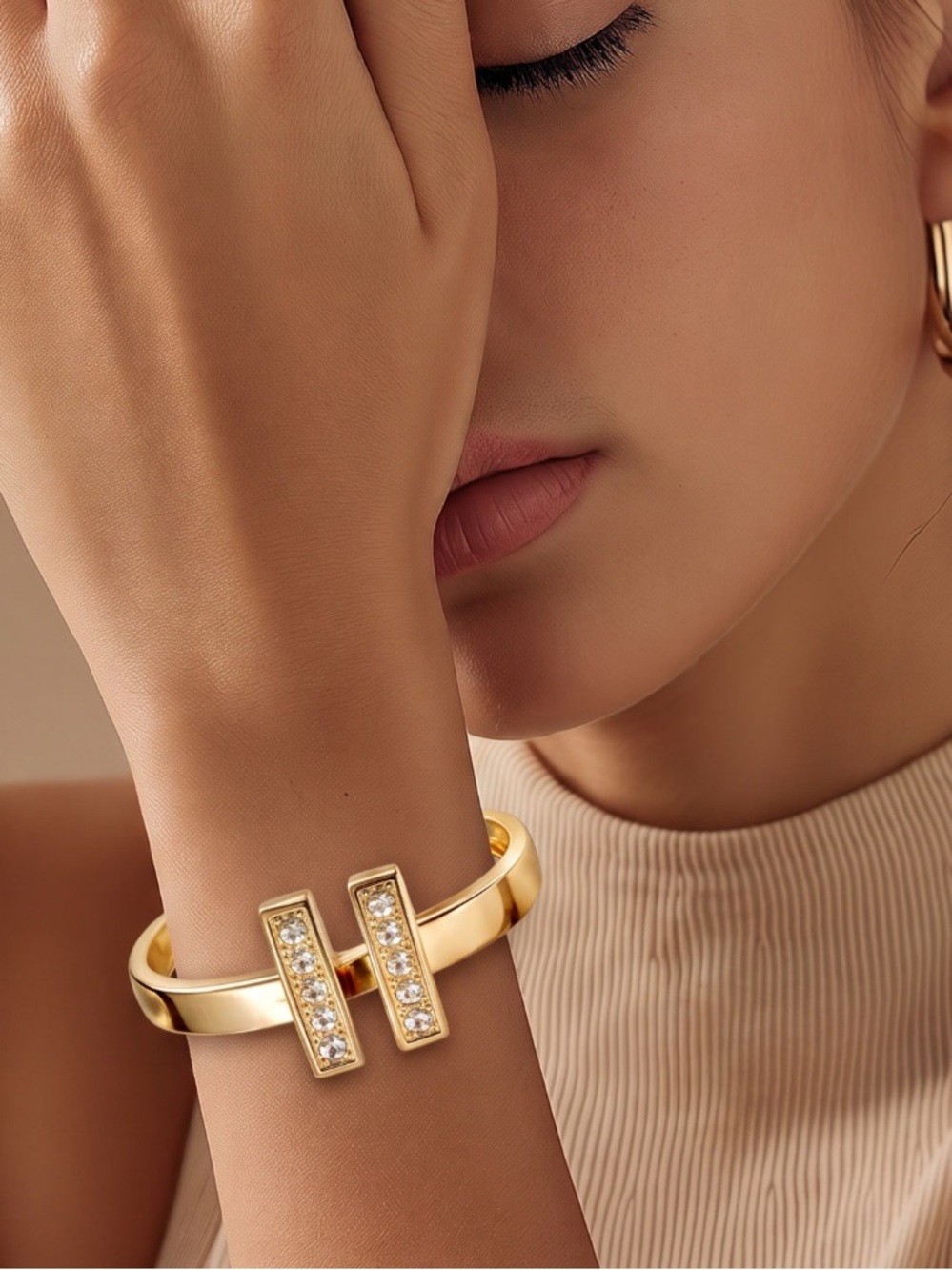 Fashion Jewelry Gold Crystal Accent Hinged Bangle Bracelet